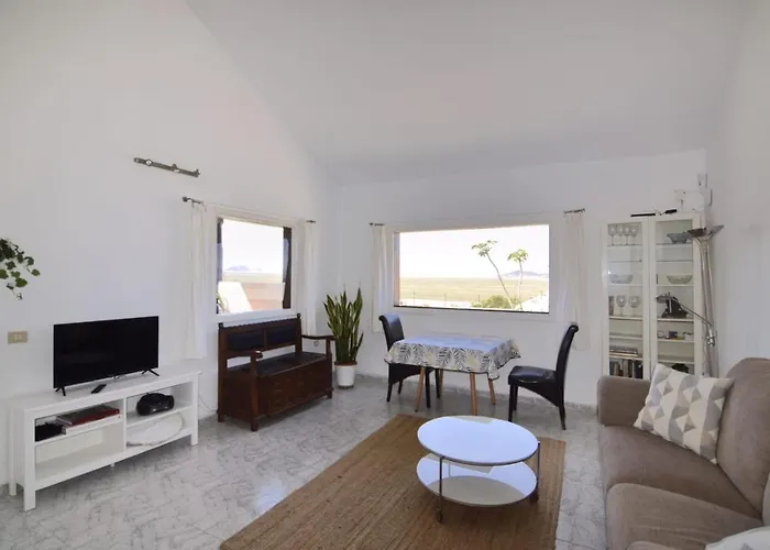 Casa Famara * Teguise (Lanzarote)