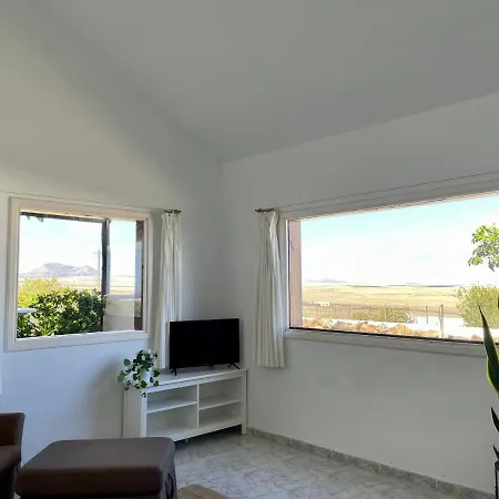 Casa Famara Дом отдыха Тегисе