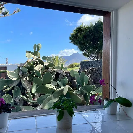 Casa Famara * Teguise (Lanzarote)