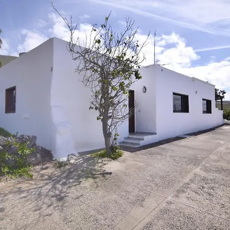 Casa Famara * Teguise (Lanzarote)