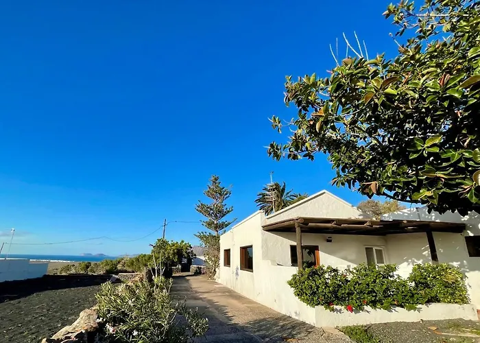 Casa Famara Teguise (Lanzarote)